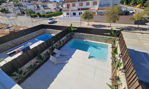 Återförsäljning - Fristående villa -
Dehesa de Campoamor - Dehesa de campoamor