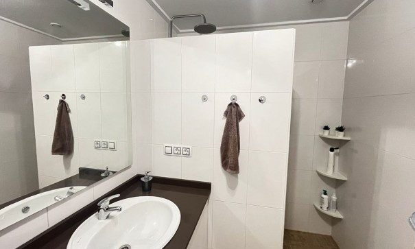 Videresalg - Lejlighed lejlighed -
Los Dolses