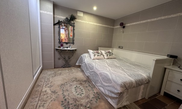 Sprzedaż - Willa wolnostojąca -
Elche