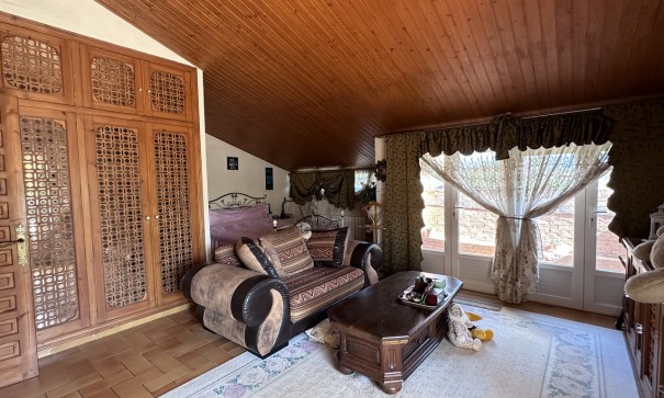 Sprzedaż - Willa wolnostojąca -
Elche