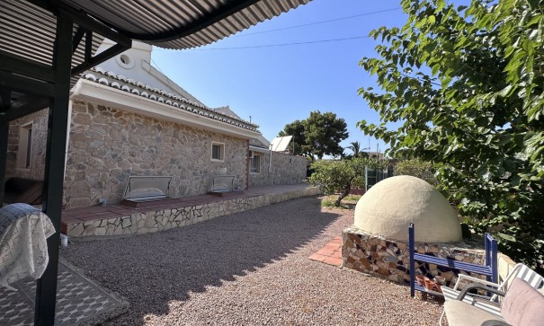 Sprzedaż - Willa wolnostojąca -
Elche