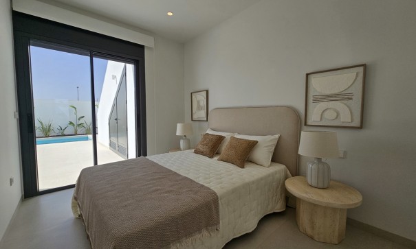 Återförsäljning - Fristående villa -
Los Alcazares