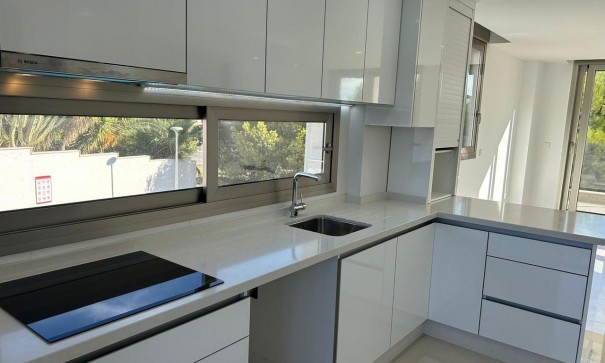Resale - Wohnung Appartement -
La Zenia