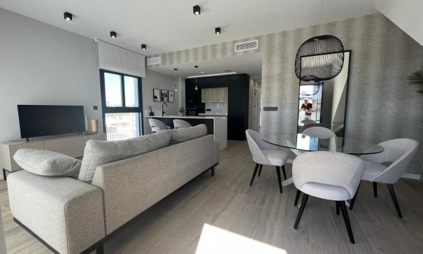 Återförsäljning - Lägenhet lägenhet -
Punta Prima