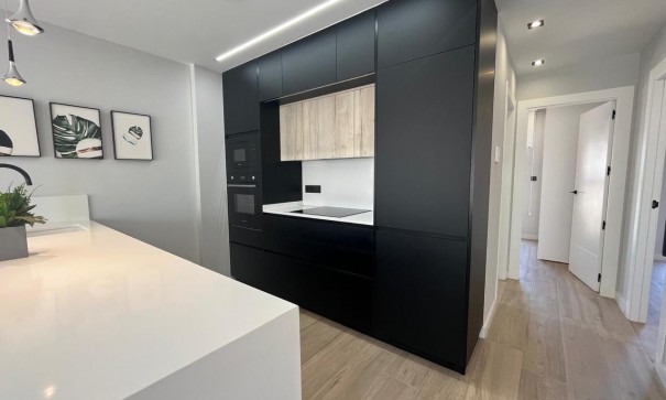 Återförsäljning - Lägenhet lägenhet -
Punta Prima