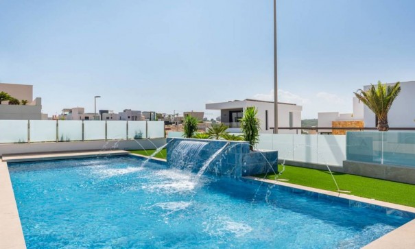 Venta - Chalet Independiente -
Campoamor