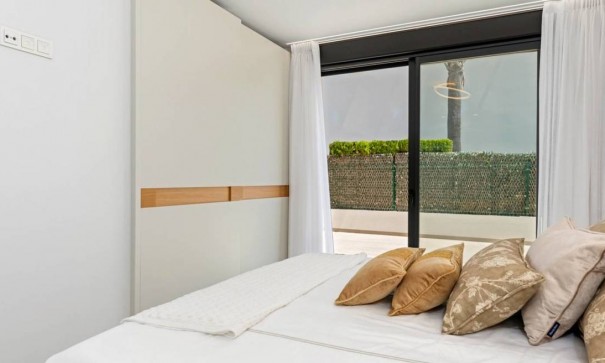 Venta - Chalet Independiente -
Campoamor