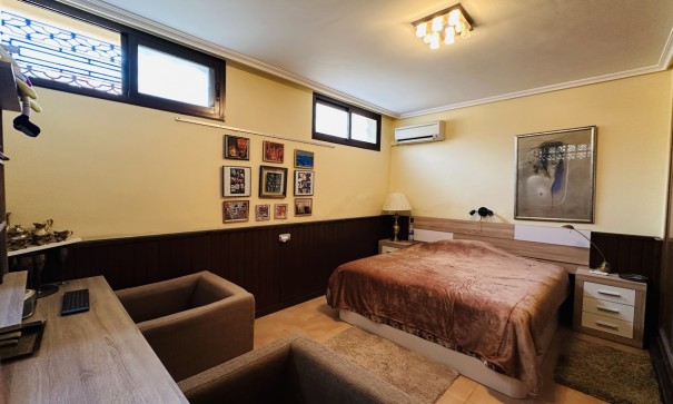 Sprzedaż - Willa wolnostojąca -
Algorfa