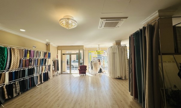 Herverkoop - Commercieel -
Torrevieja