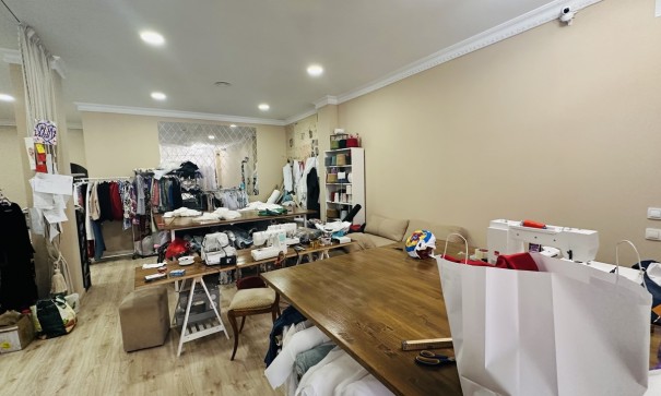 Herverkoop - Commercieel -
Torrevieja