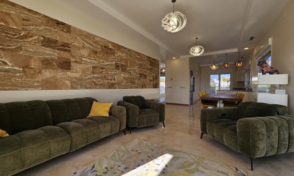 Sale - Detached Villa -
La Zenia