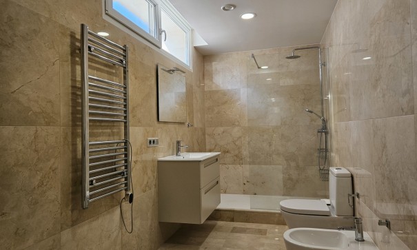 Sale - Detached Villa -
La Zenia