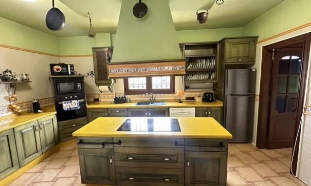 Sale - Town house -
San Miguel de Salinas