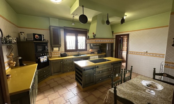 Sale - Town house -
San Miguel de Salinas