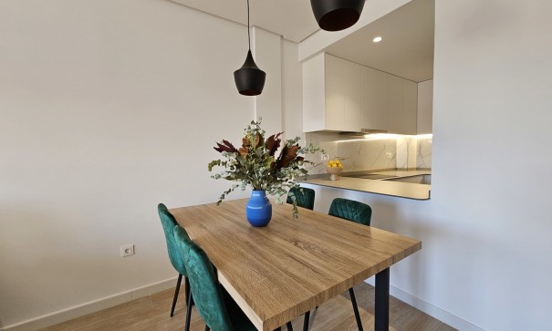 Sale - Apartment Flat -
Los Altos