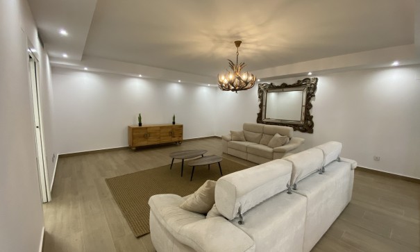 Revente - Villa Individuelle -
San Miguel de Salinas