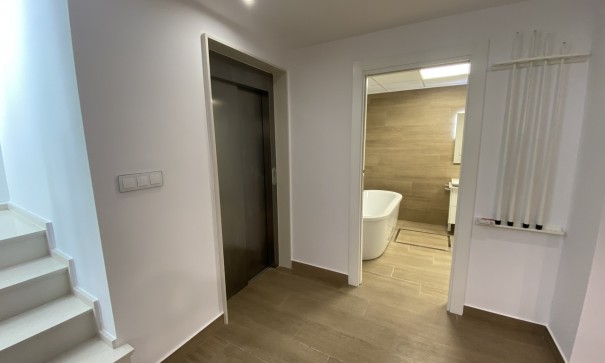 Revente - Villa Individuelle -
San Miguel de Salinas