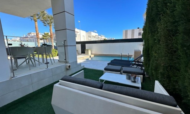 Återförsäljning - Fristående villa -
Ciudad Quesada - Rojales - Ciudad Quesada