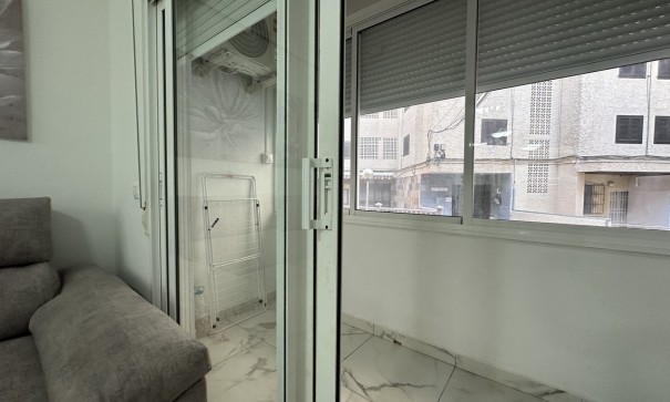 Resale - Wohnung Appartement -
Torrevieja