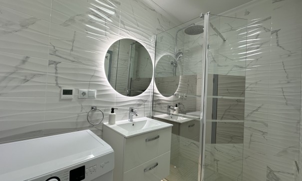 Resale - Wohnung Appartement -
Torrevieja