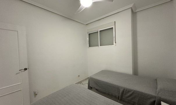 Resale - Wohnung Appartement -
Torrevieja