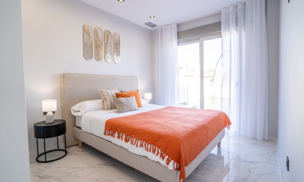 Återförsäljning - Fristående villa -
Villamartín