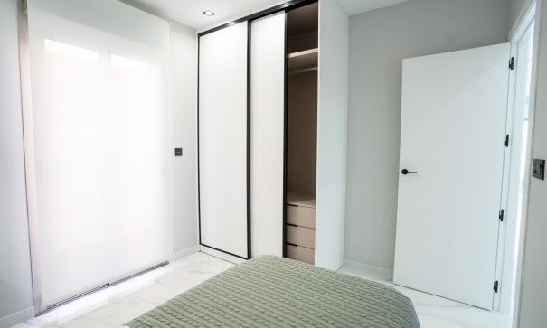 Återförsäljning - Fristående villa -
Villamartín