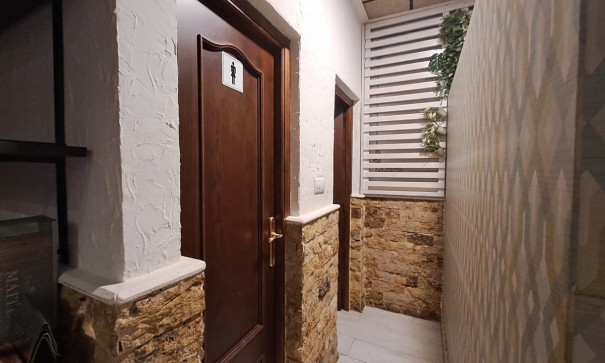 Sale - Commercial -
Benijofar