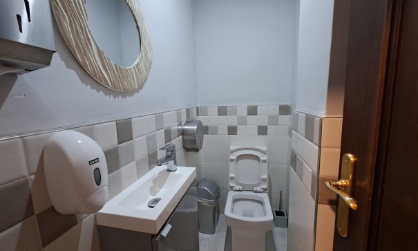 Sale - Commercial -
Benijofar