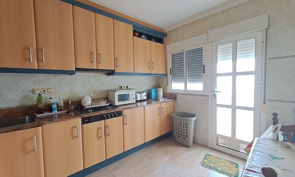 Sale - Town house -
Benijofar