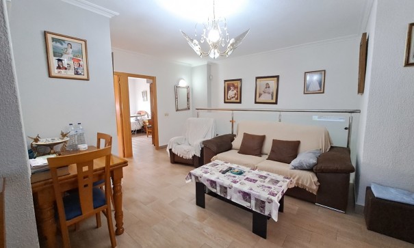 Sale - Town house -
Benijofar