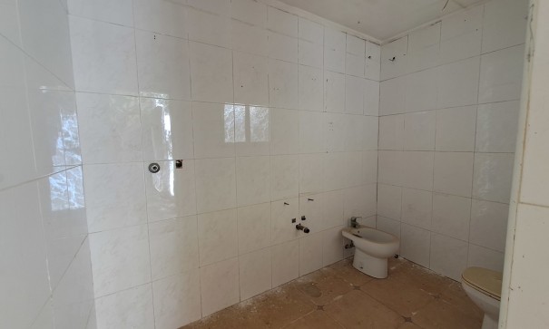 Sale - Commercial -
Orihuela