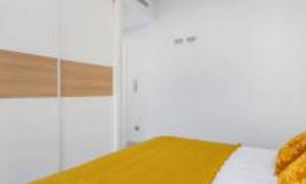 Resale - Freistehende Villa -
Rojales