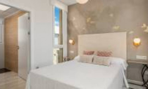 Resale - Freistehende Villa -
Rojales