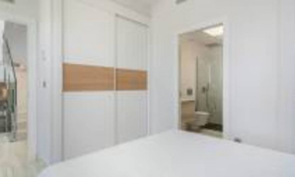 Resale - Freistehende Villa -
Rojales