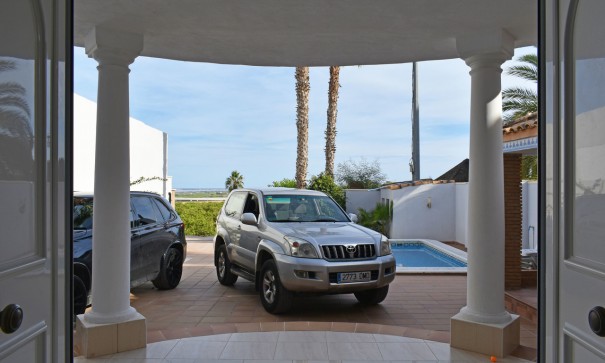 Venta - Chalet Independiente -
Torremendo