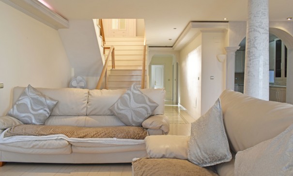 Venta - Chalet Independiente -
Torremendo