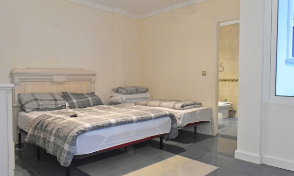 Venta - Chalet Independiente -
Torremendo