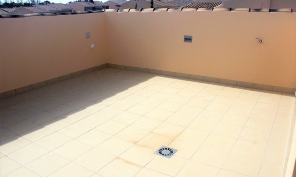 Återförsäljning - Radhus -
Los Altos