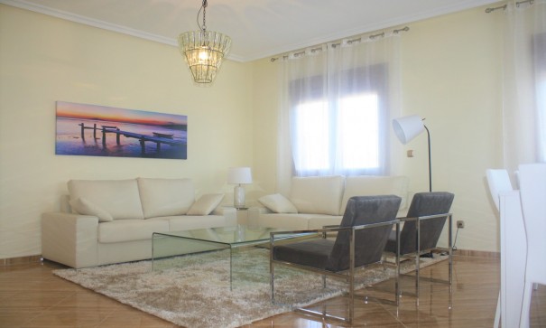 Herverkoop - Vrijstaande Villa -
Los Altos