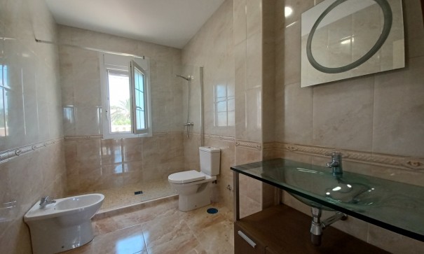 Resale - Freistehende Villa -
Cabo Roig