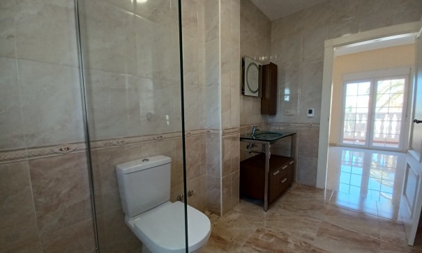 Resale - Freistehende Villa -
Cabo Roig