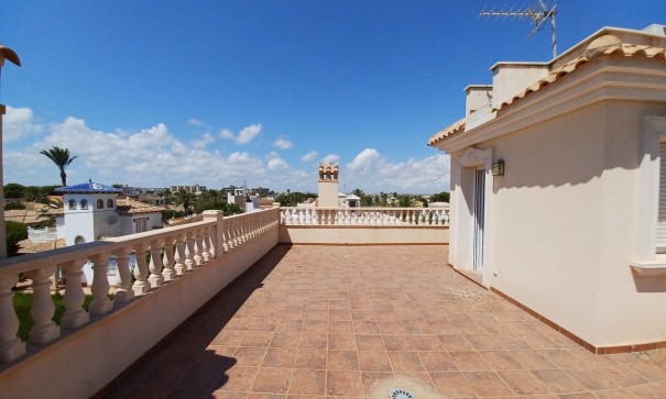 Resale - Freistehende Villa -
Cabo Roig
