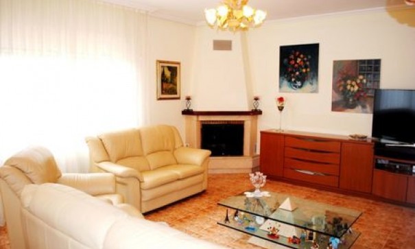 Venta - Chalet Independiente -
La Zenia