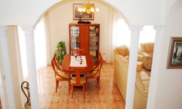 Venta - Chalet Independiente -
La Zenia