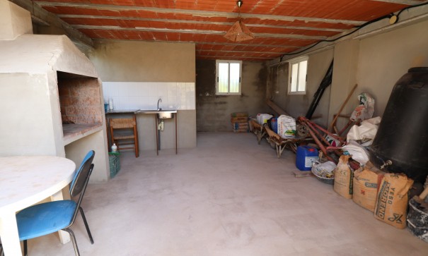 Videresalg - Finca landejendom -
Algorfa