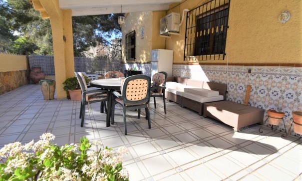 Revente - Villa Individuelle -
Orihuela Costa - Villamartin
