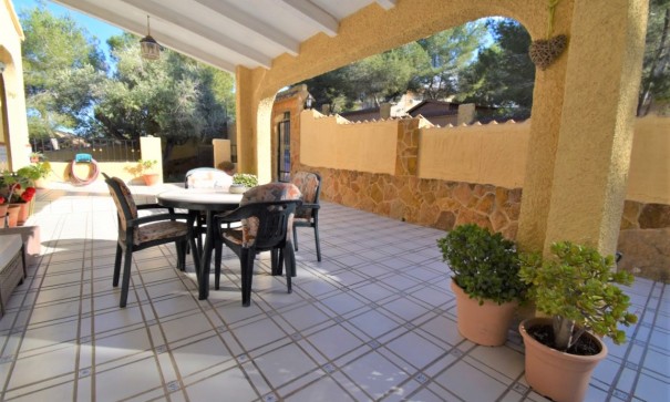 Revente - Villa Individuelle -
Orihuela Costa - Villamartin