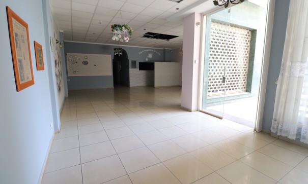 Sale - Commercial -
Benijofar - Benijofar - Village