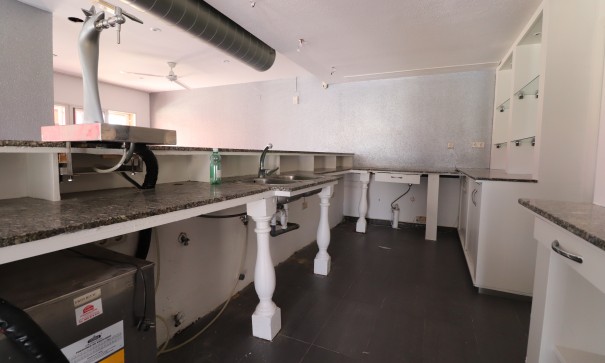 Sale - Commercial -
Ciudad Quesada - Rojales - La Marquesa